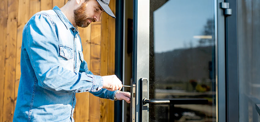 Frameless Glass Storefront Door Locks Replacement in South San Gabriel, CA