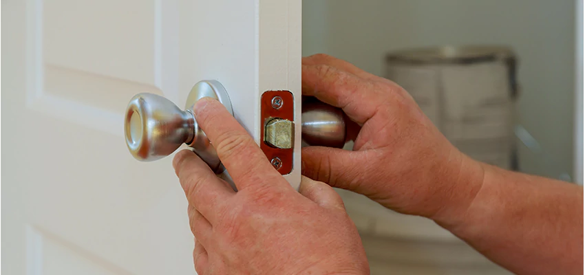 AAA Locksmiths For lock Replacement in South San Gabriel, California